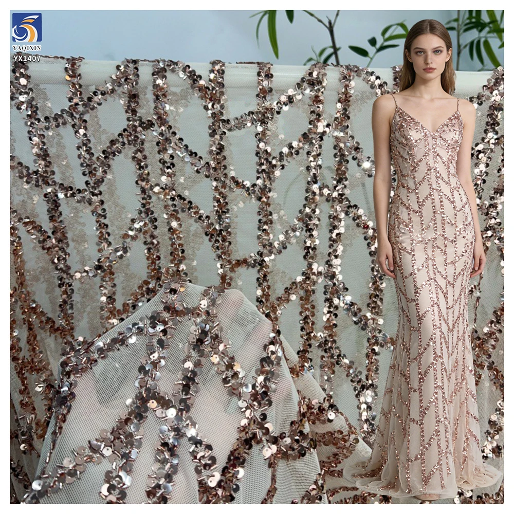 YX1407 High Quality 125cm 500 Gsm Heavyweight Glitter Sequin Mesh Lace Fabric Belly Dance Stage Dress Sequin Lace Fabric