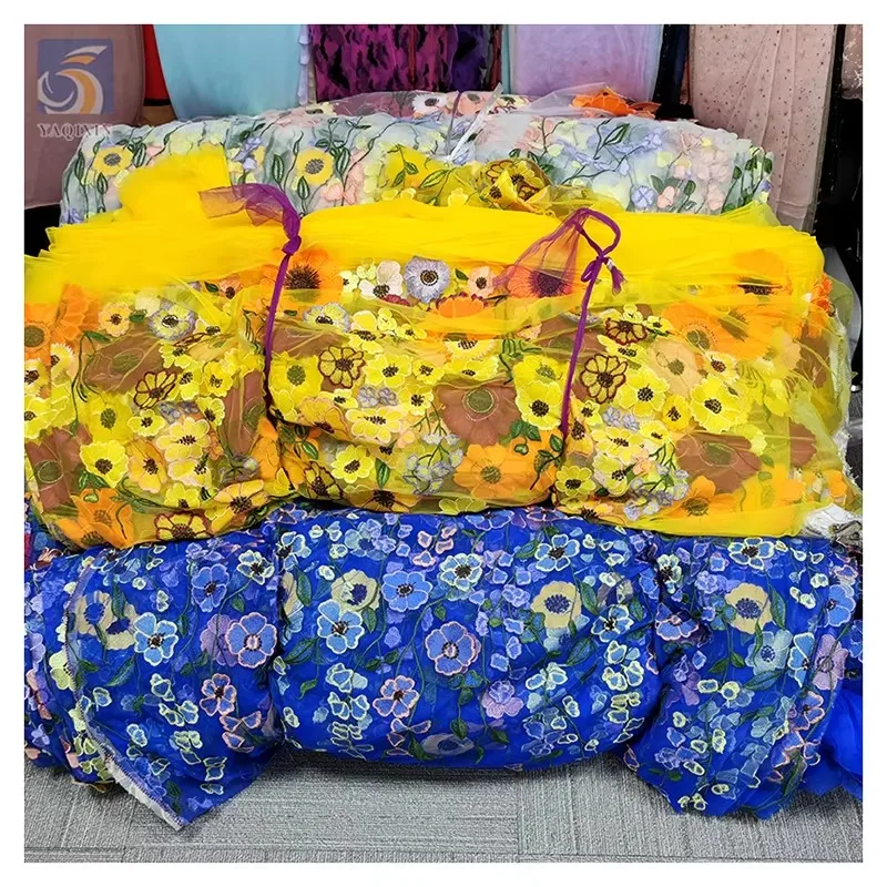 Guangzhou Zhongda Fabric Market Reasonable Price Color Embroidery Lace Fabric 2024 3D Flowers Tulle Net Lace Fabric - 图片 3