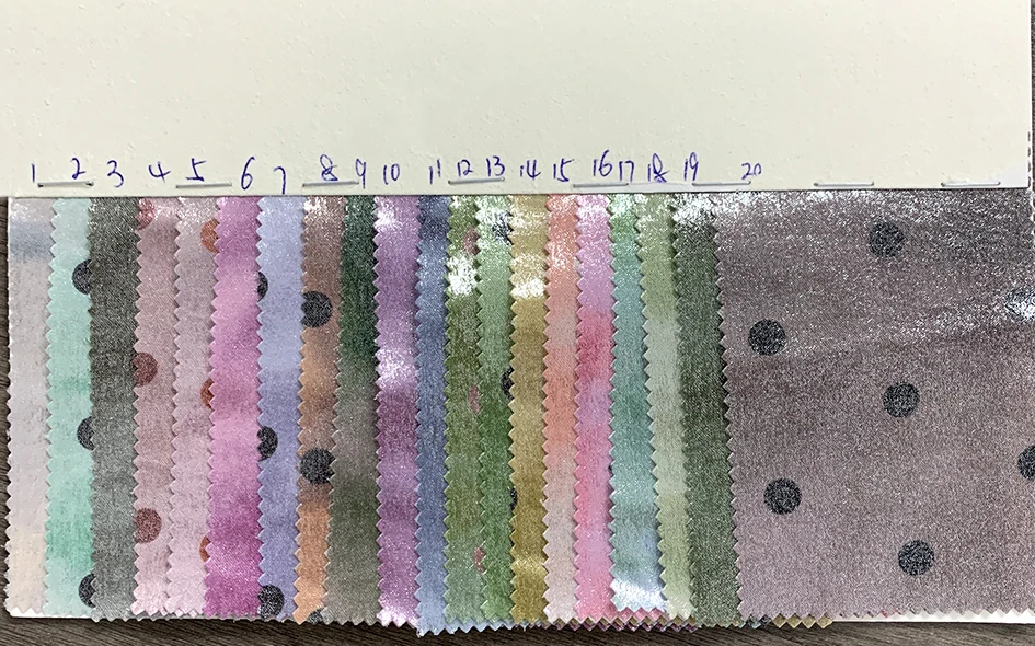 YX1137 120gsm Hot Stamping Gradient Lustrous Black Polka Dots Fabric 2 Yards Stretch Knit Women's Clothing Dots Fabric - 图片 2