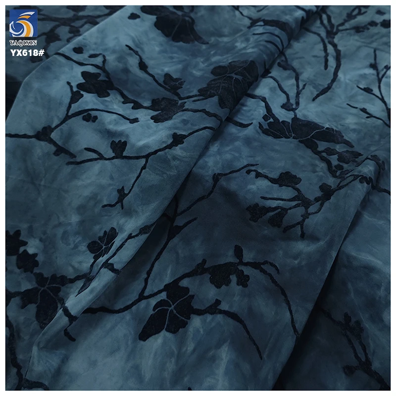 YX618 Chinese Retro Plum Blossom Flocked Burnt Flower Fabric 95 Polyester 5 Spandex Black Flock Knitted Stretch Fabric - 图片 3