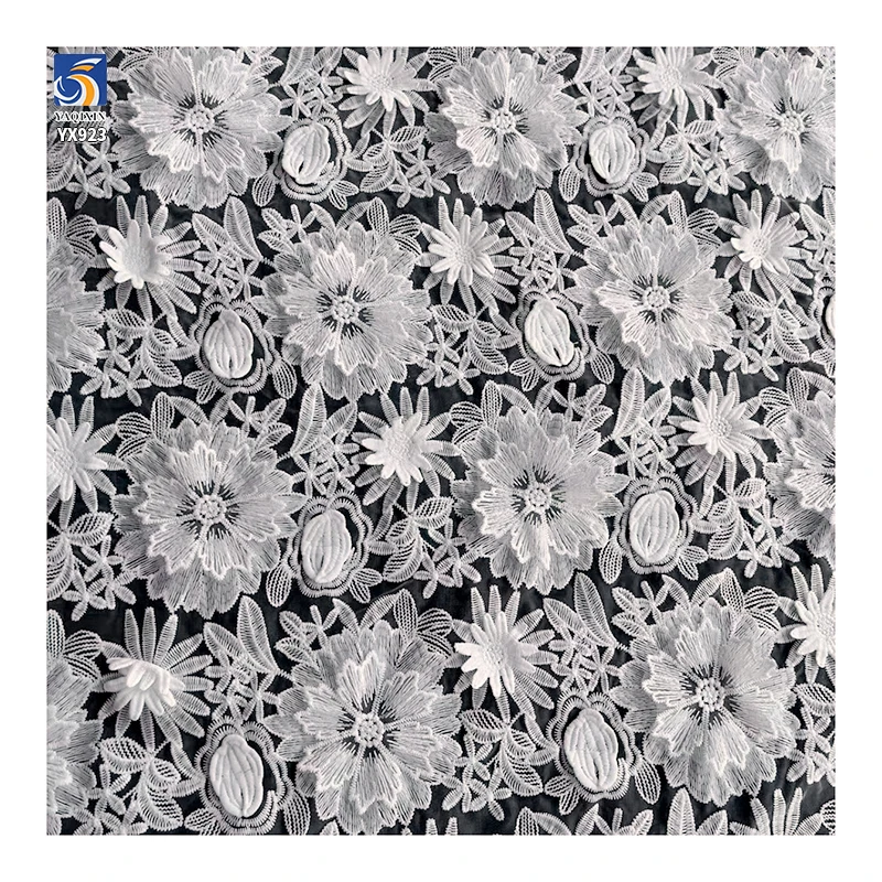 YX923 New Arrivals Applique Full-Length Embroidery Lace Fabrics Polyester 3D Flowers Water Soluble White Lace Fabric - 图片 4