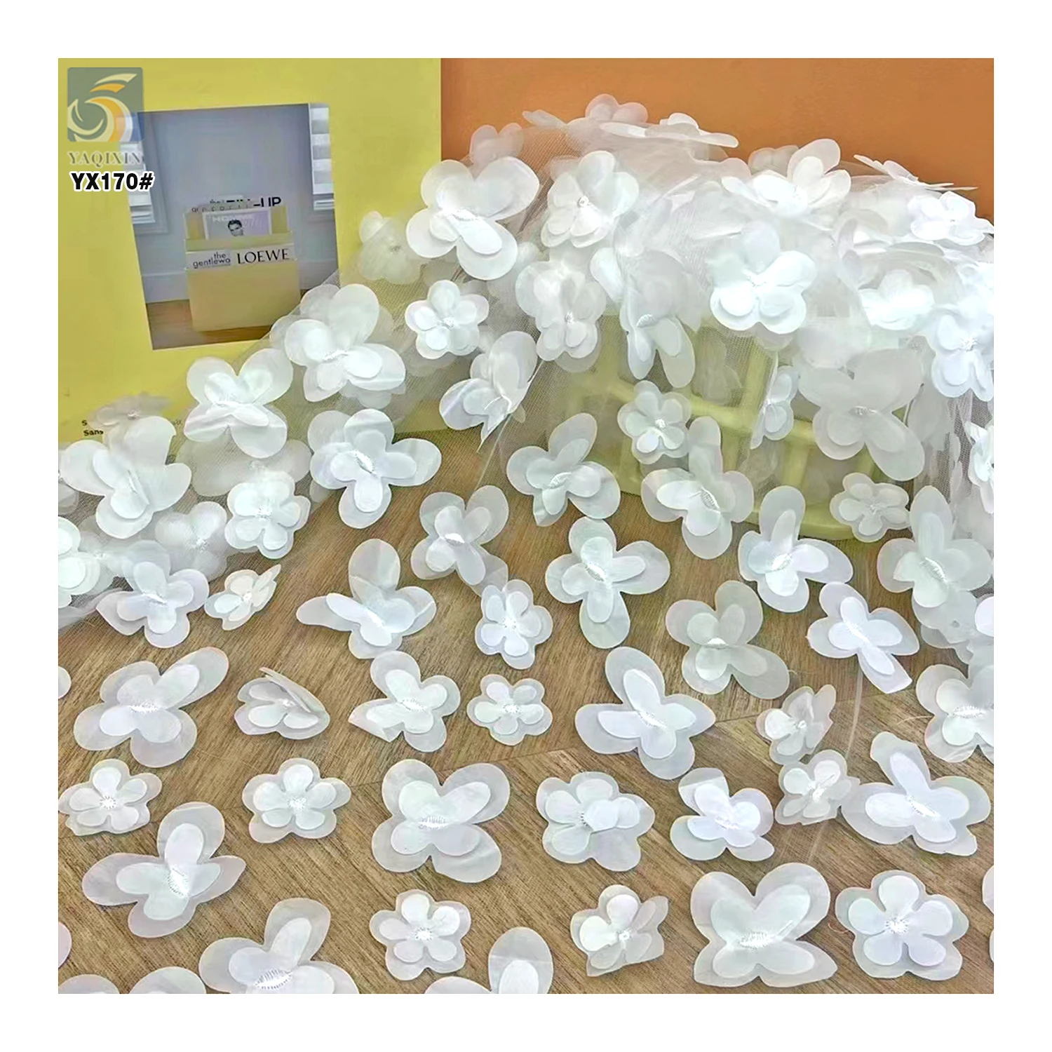 YX170 Competitive Price Flower Embroidery 3D Tulle Fabric Solid Polyester Double Layer 3D Flower Embroidery Fabric - 图片 6