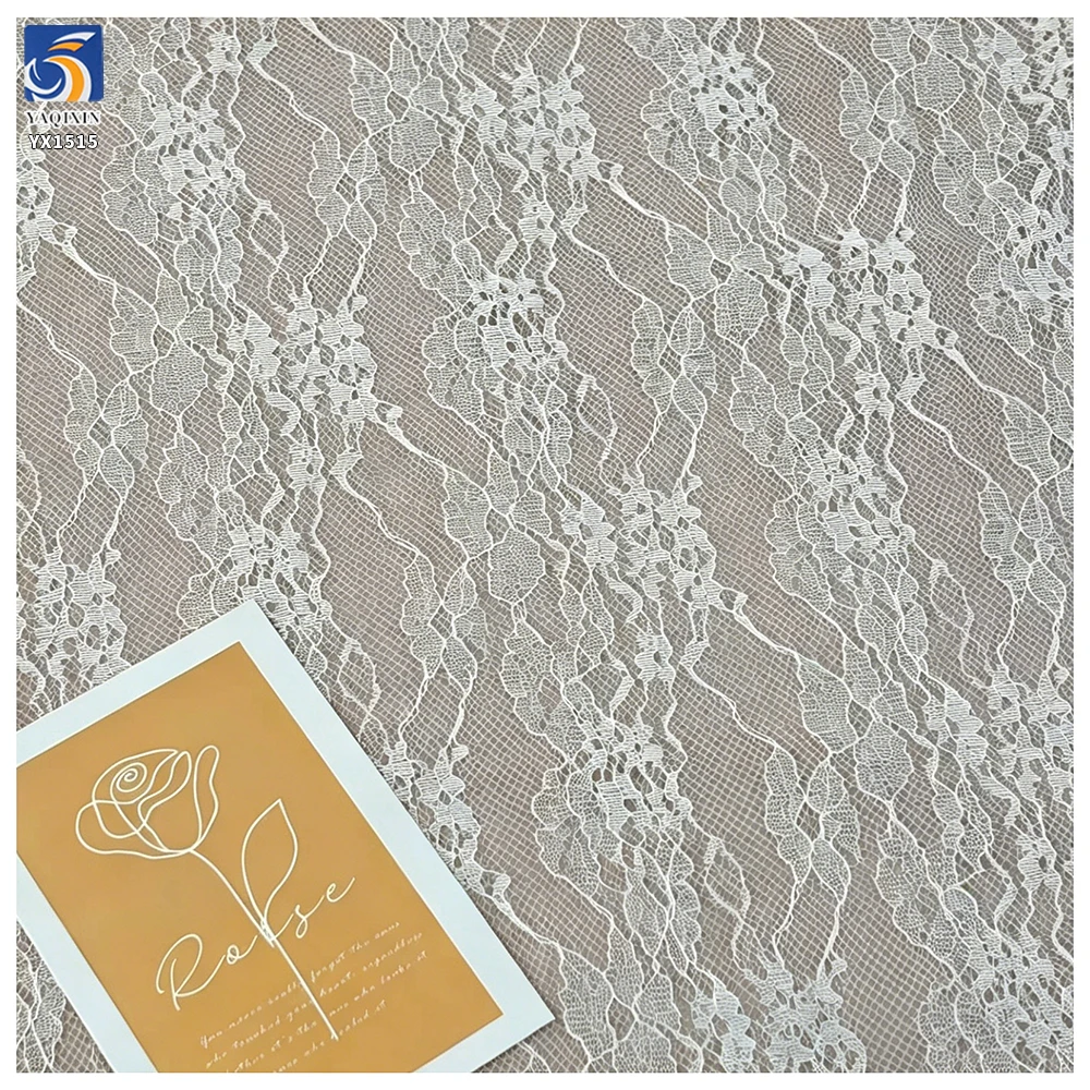 YX1515 Wholesale 100% Polyester White Floral Lace Fabric Chantilly Lace for Bridal Dress Gown and Ladies Dress - 图片 2