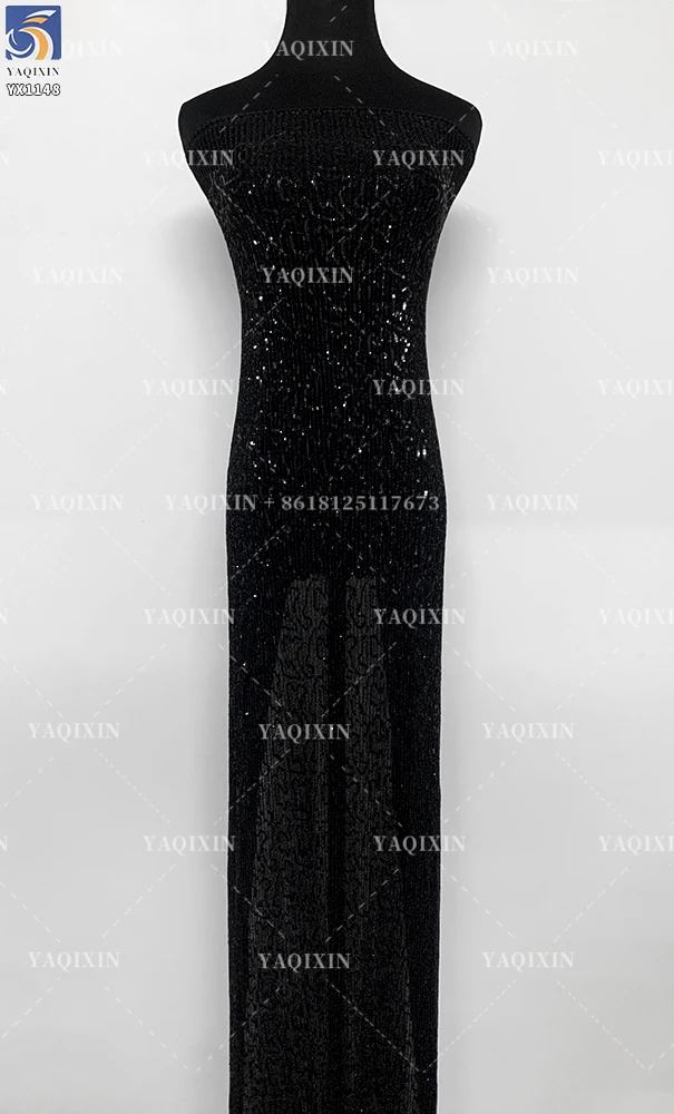 YX1148 130gsm Thick Silver Thread Bright Silk Composite Polyester Knitted Pleated Sequin Fabric 3mm Sequin Fabric for Dress - 图片 2