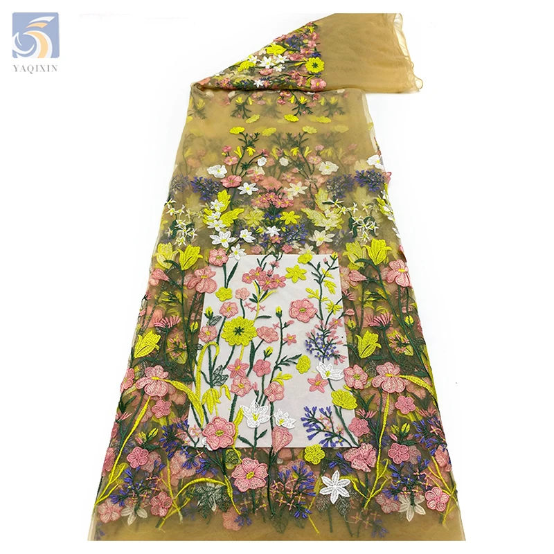 YX2406 China Wholesale 3D Flower Embroidered Lace Tulle Fabric Floral Fall Yellow Luxury Embroidered Fabric for Clothes - 图片 3