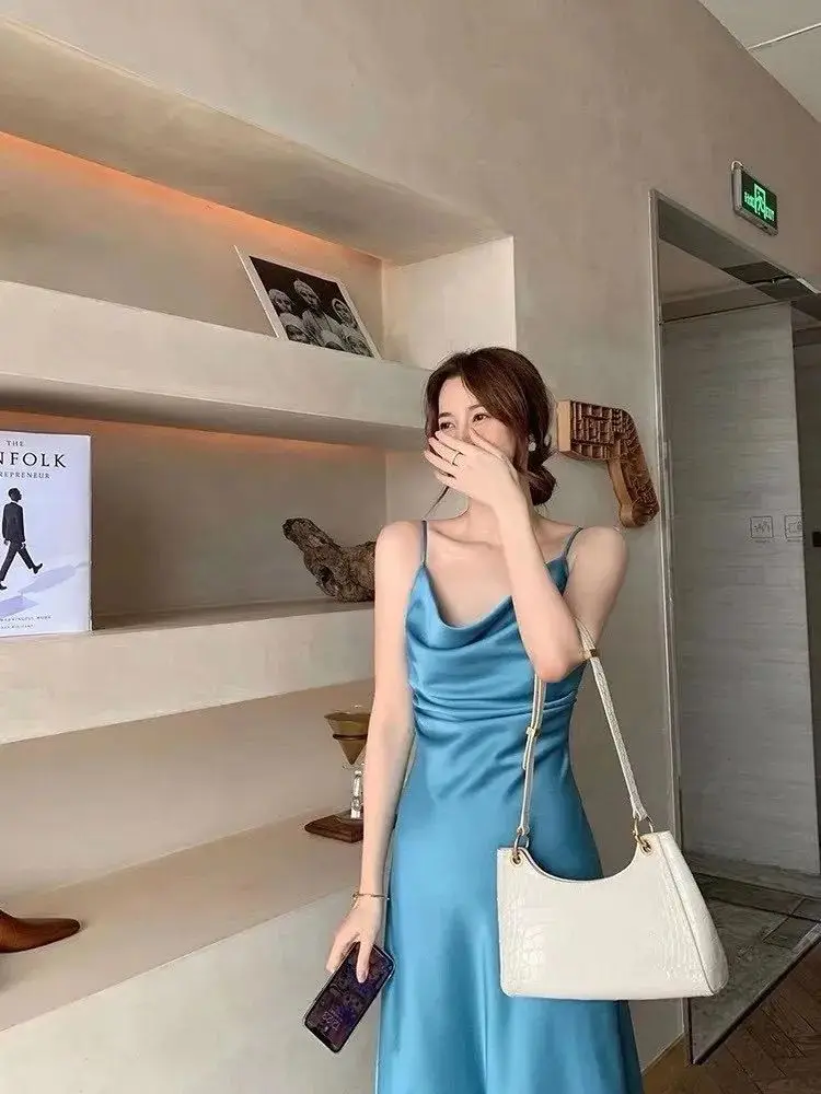 2025 Factory Supply Polyester 170gsm Cationic Faux Acetate Smooth Hand Satin Matte Camisole Dress Fabric - 图片 6