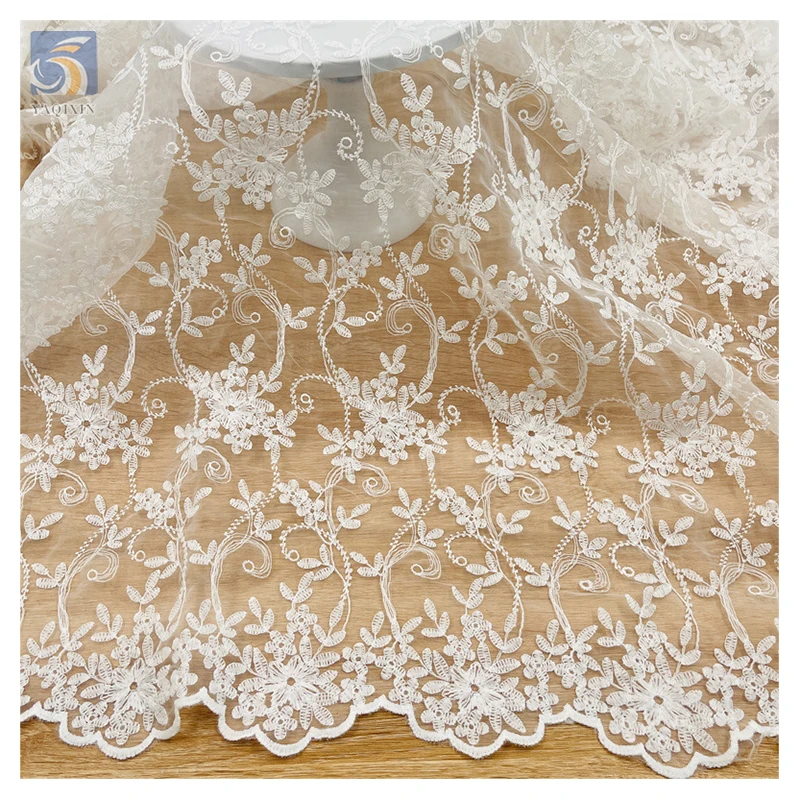 High Quality Pure Cotton French Wedding Lace Fabric Flower Water Soluble Embroidery Mesh Lace Embroidered Fabric - 图片 4