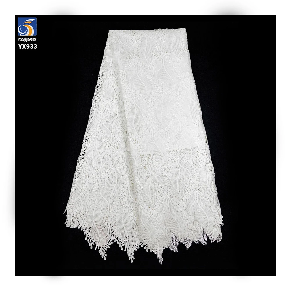YX933 Latest Design 150gsm Water Soluble Feather Lace Fabric High Quality Full-Length Milk Silk Eyelash Lace Dress Fabric - 图片 2
