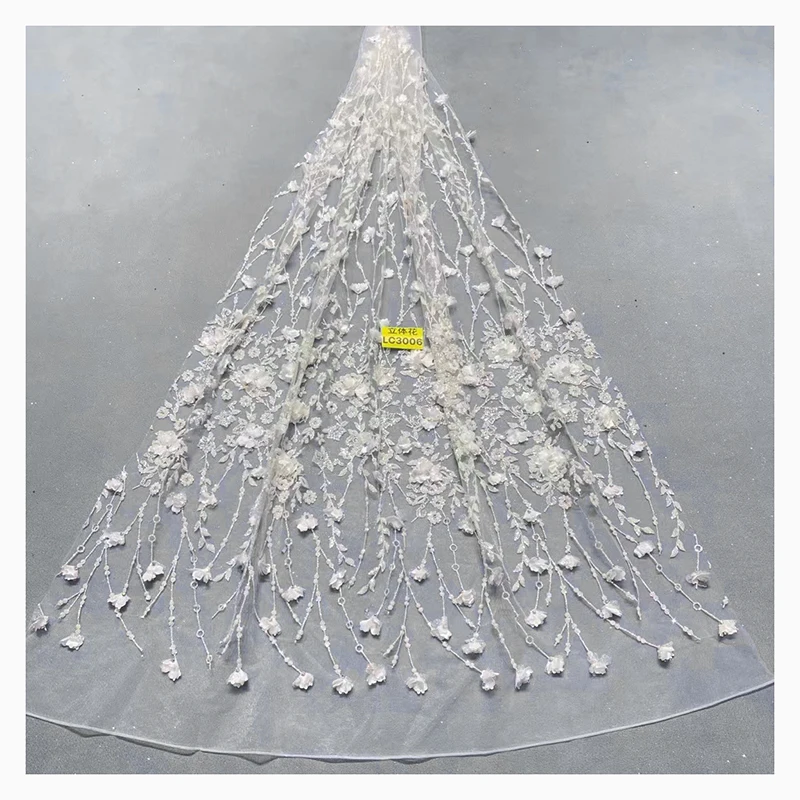 Hot Selling Wholesale Price 3D Floral Flower Tulle Lace Embroidered Fabric White Glitter Wedding Lace Fabric Sales by Yards - 图片 3
