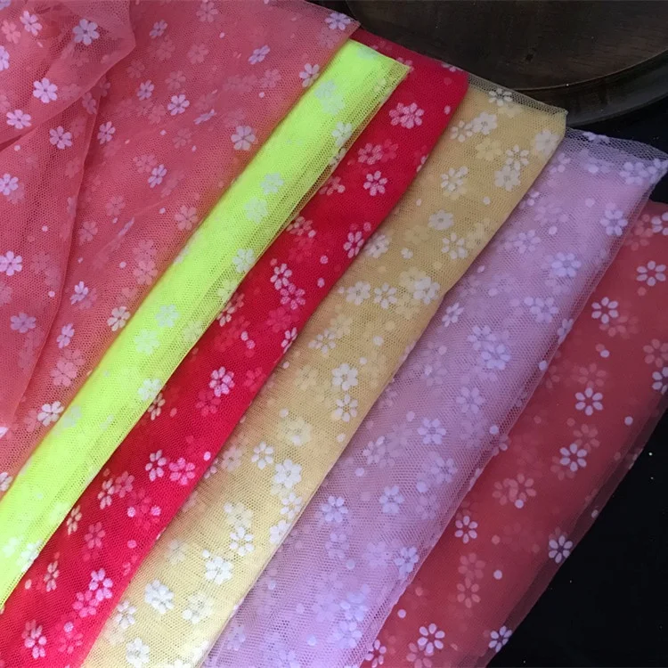 Popular Sunflower Floral Dot Pattern Flocked Soft Nylon Tulle Fabric Wedding Spring Summer Dress Fabric - 图片 3