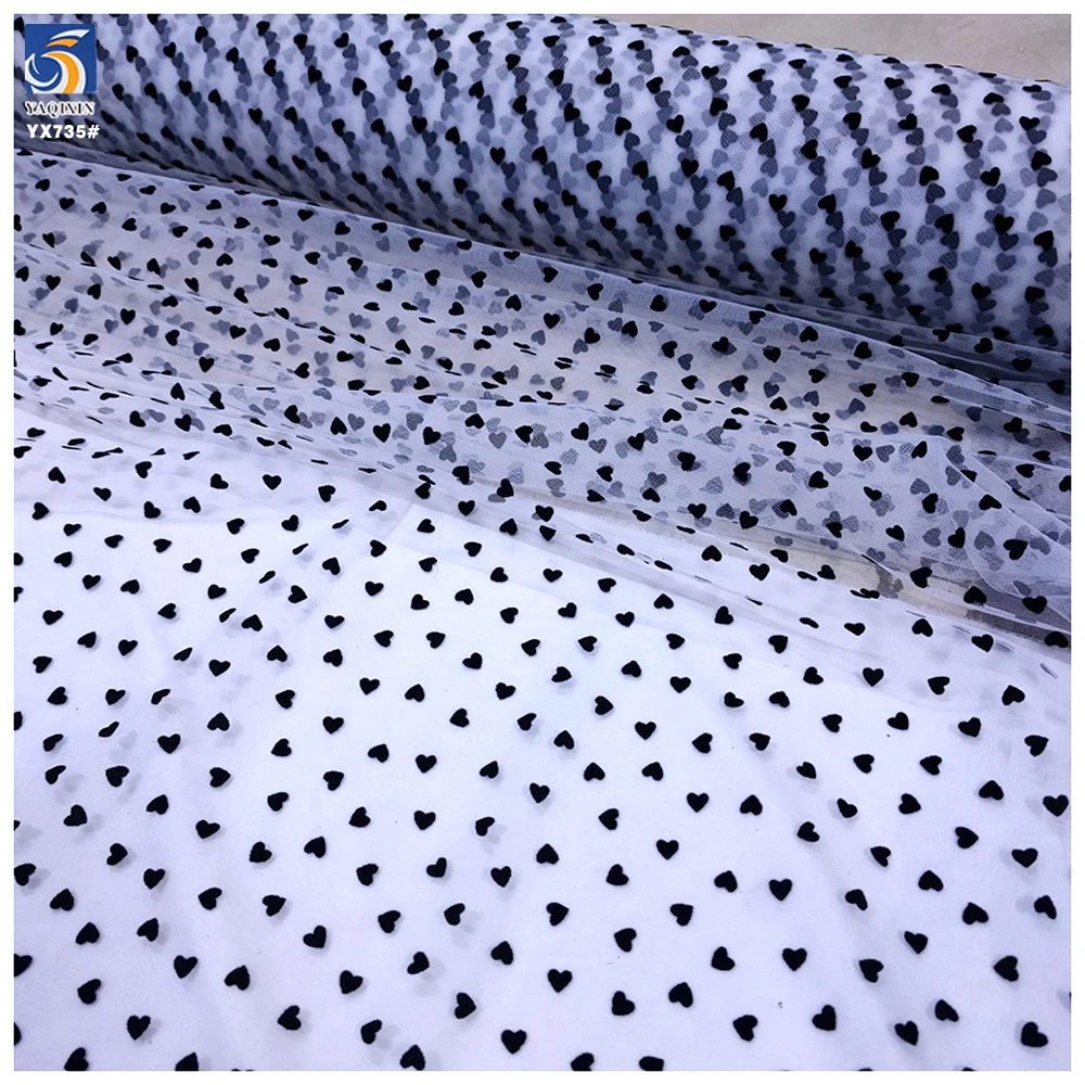 YX735 Sexy Design Polyester Flocked Tulle Fabric With Heart Breathable Knitted Mesh Net Fabric for Girls' Skirts and Bags - 图片 5