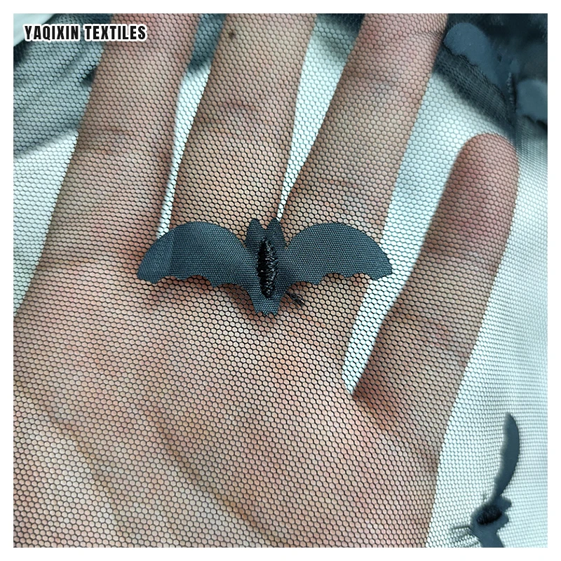 YX2263-1 Accept OEM&ODM Customized Design Halloween Fabric 3D Black Bat Embroidery Tulle Fabric for Children Clothing - 图片 5