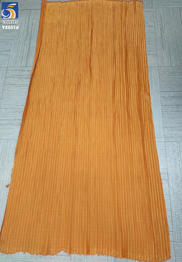 YX651-1 New Technology 2025 100 Polyester Pleated Fabric Pants Elegant Dress Liquid Organza Pleated Fabric - 图片 3