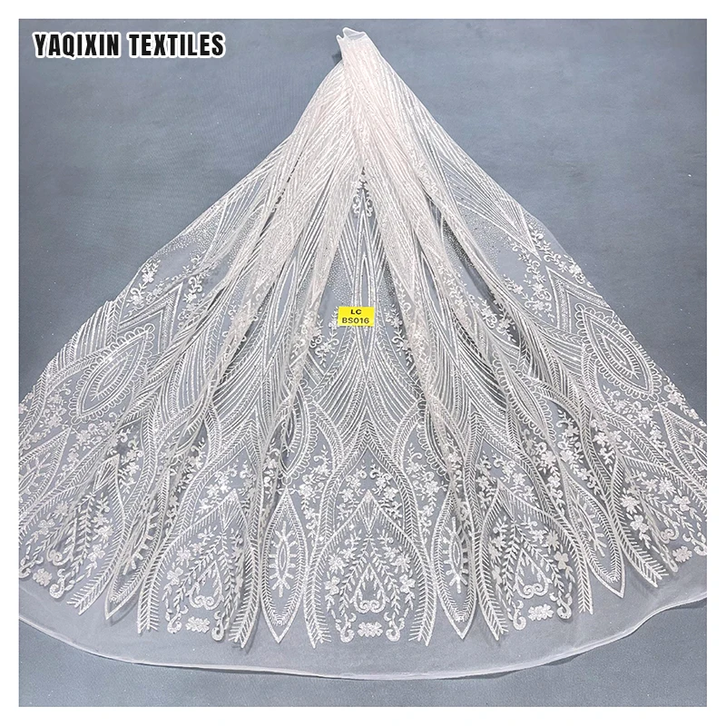 Guangzhou Manufacturer Design Custom Luxurious Pure White Wedding Laces Fabrics Polyester Tulle Bridal Glitter Lace Fabric