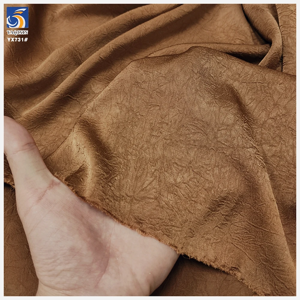 YX731 Imitation Acetate Double-Sided Mocha Mousse Color Satin Wrinkle Fabric 170gsm 100 Polyester Crepe Satin Fabric for Dress - 图片 5