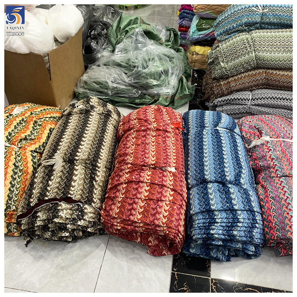 YX1446 Wholesale 300gsm Polyester Sequin Knit Jacquard Fabric Colorful Ethnic Geometric Pattern for Kaftan Dress - 图片 2