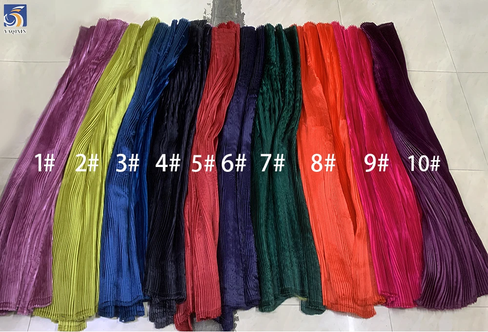 YX651 Noble and Luxurious Evening Dress Shiny Organza Fabric 60gsm Polyester Customized Pleated Fabric Organza - 图片 4