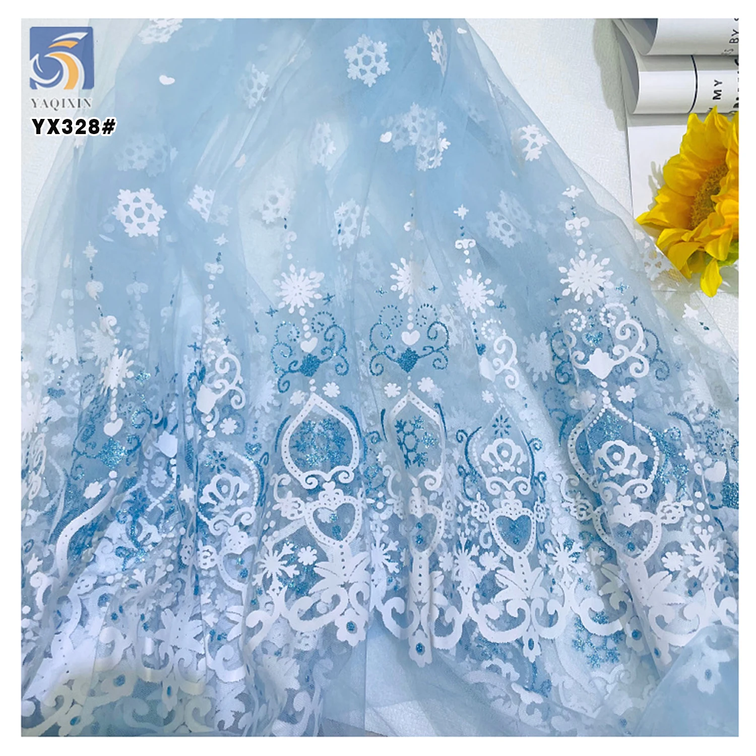 YX328 Custom Glitter Princess Dress Snowflake Tulle Fabric Polyester Snowflake Blue and White Christmas Mesh Fabric - 图片 3
