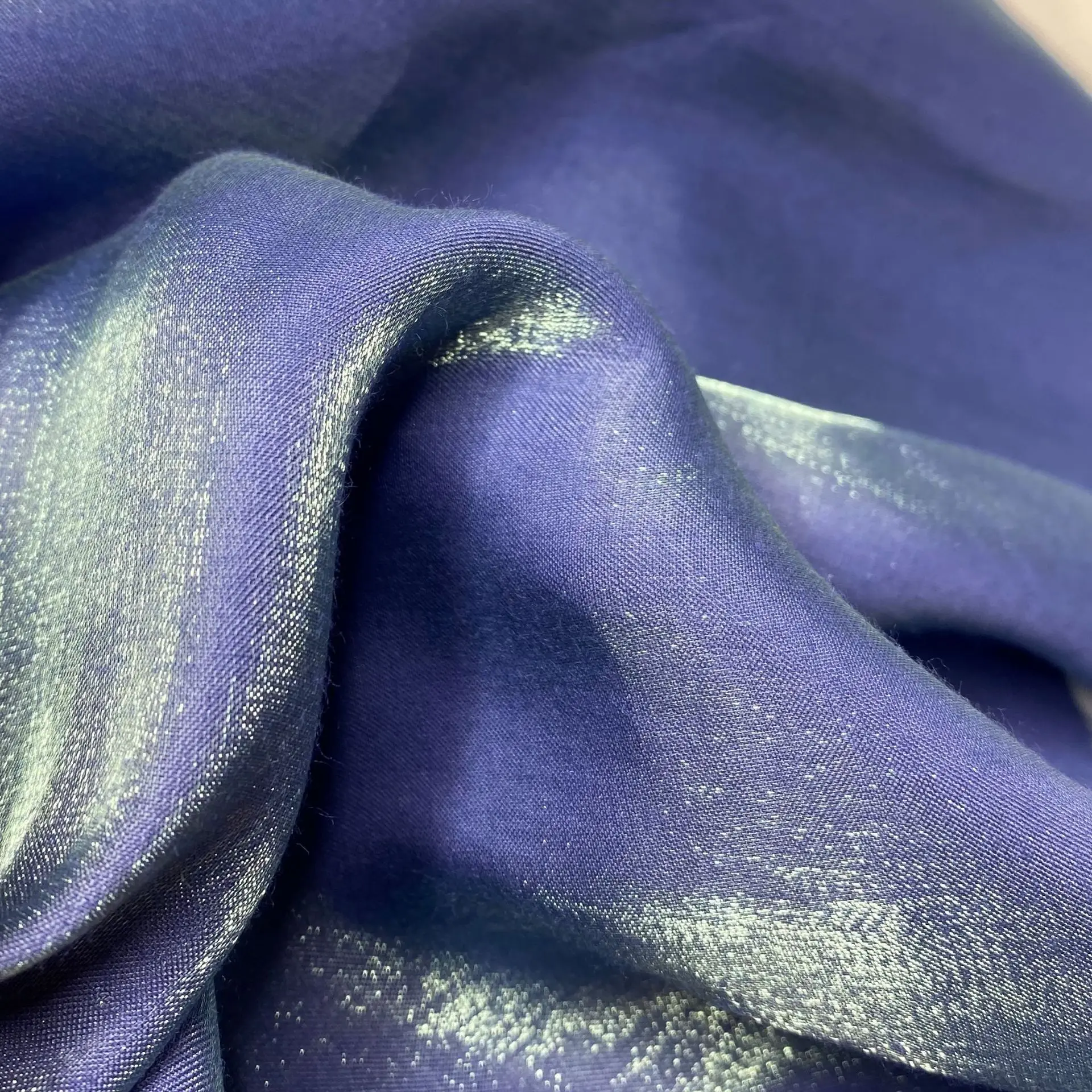 High Quality Pink Rayon Polyester Blend Organza Fabric for Lining Soft Glossy Shiny Satin Organza Fabric - 图片 4