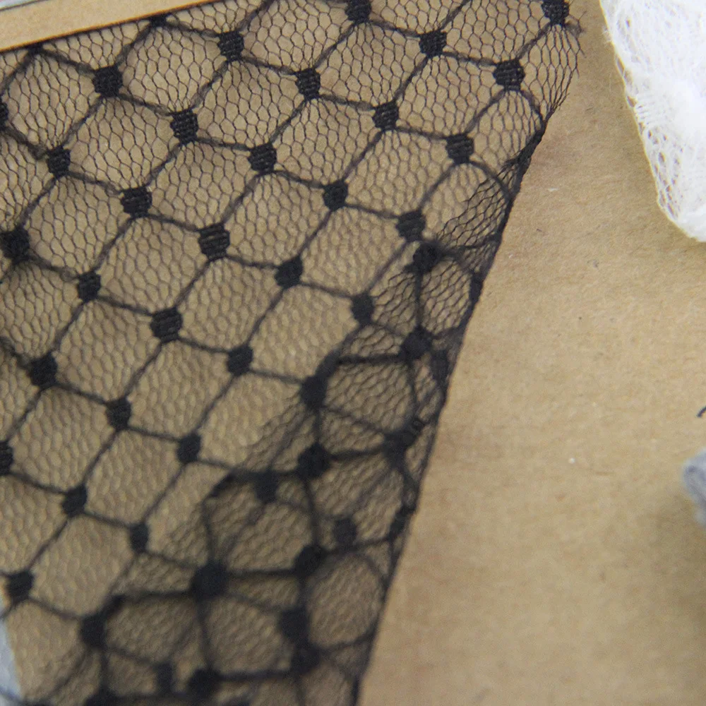 F500 Eco-Friendly Lace and Mesh Fabrics Premium Quality Jacquard Black Polka Dots Mesh Fabrics for Garment Making - 图片 5