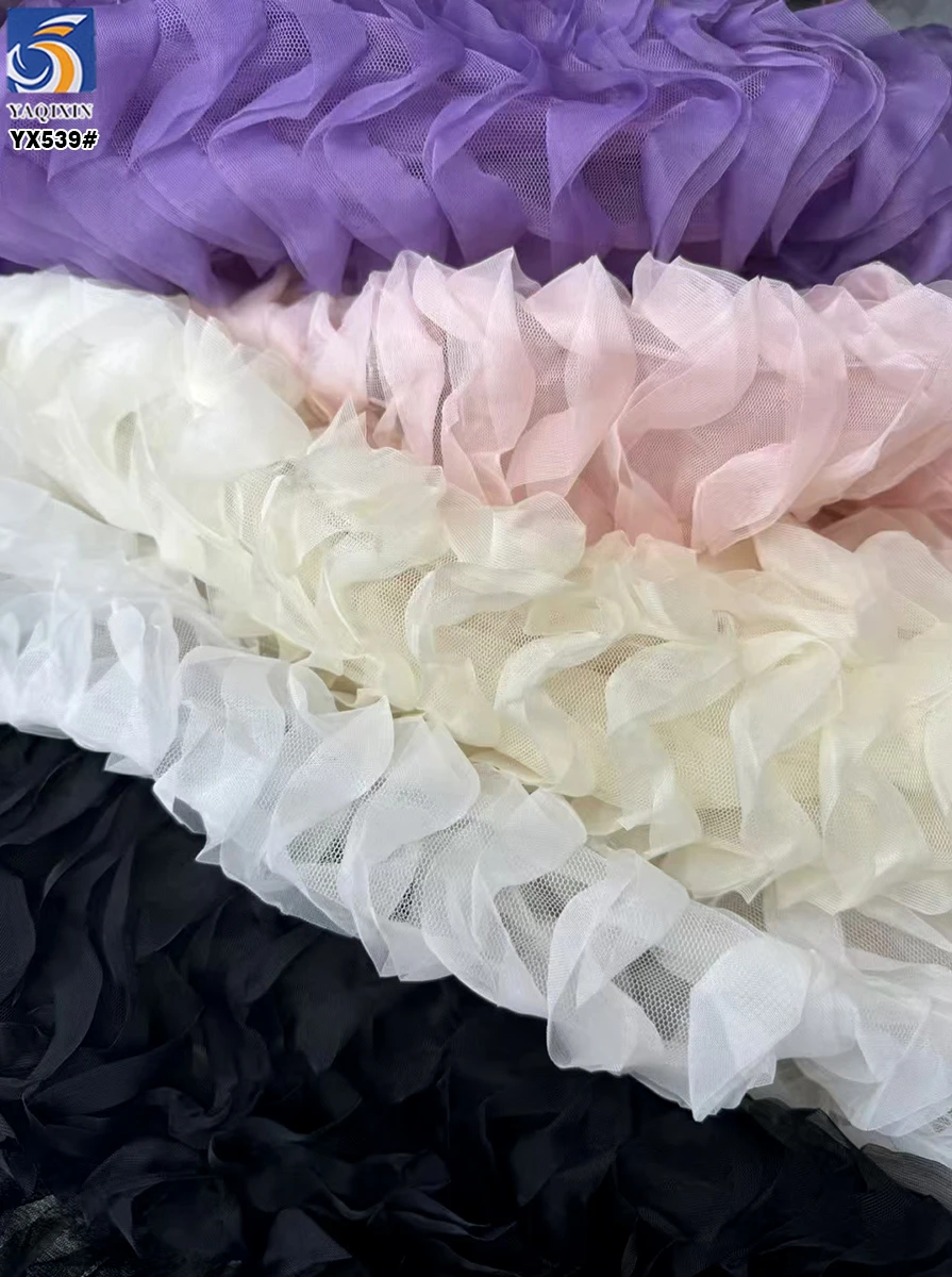 YX539 2025 New Design White 100 Polyester 3D Wave Embroidery Tulle Net Mesh Fabric for Children's Wear - 图片 6