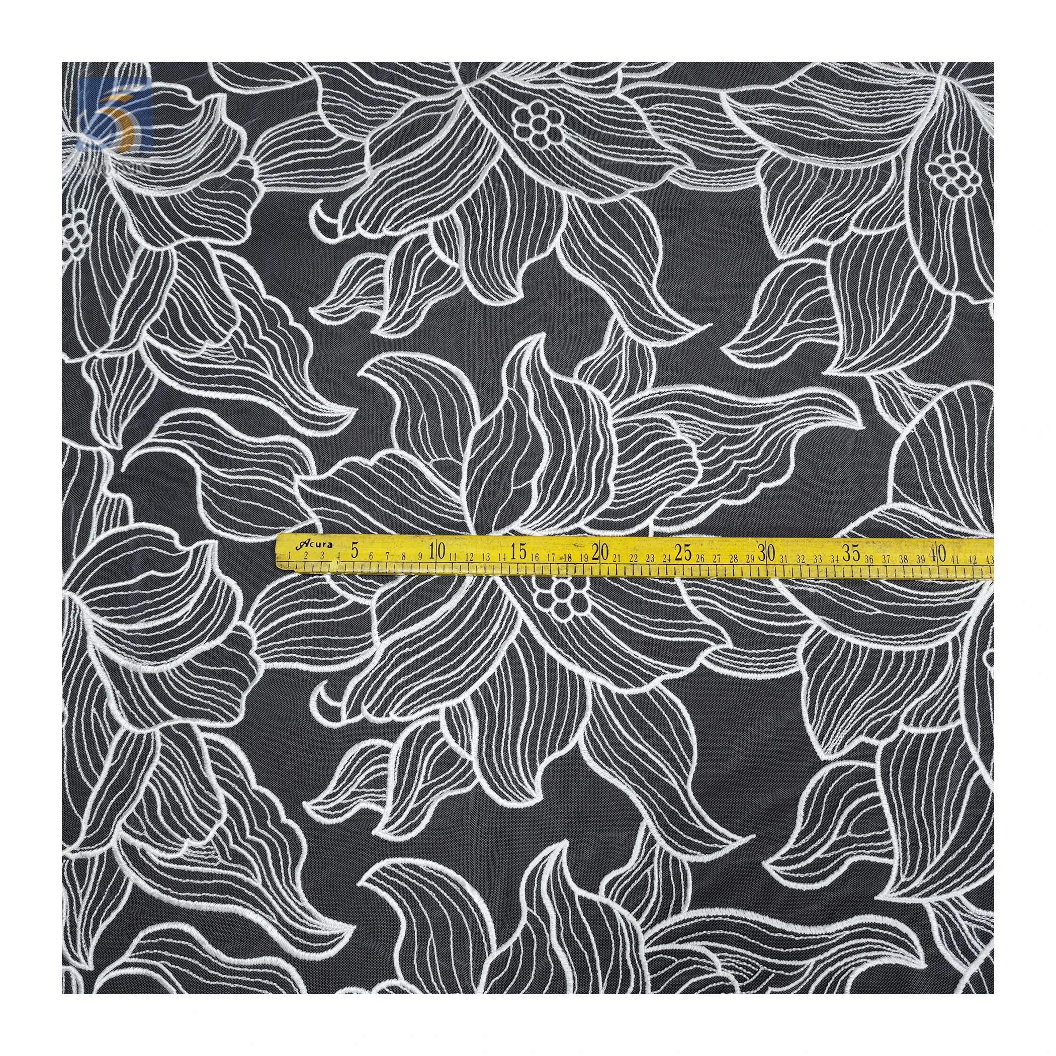 YX2736 Full Custom Lotus Pattern Design 2025 Pure White 100 Polyester Milk Silk Embroidery Mesh Tulle Fabric - 图片 6