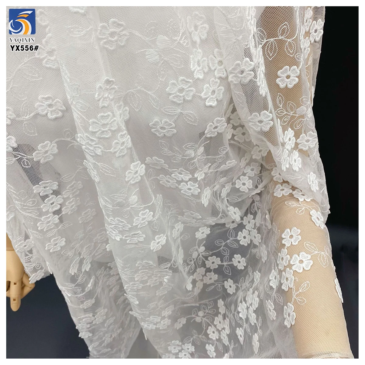 YX556 High Quality Milk Silk White 100% Polyester Mesh Fabric White Floral Embroidery Fabric for Kids Dresses - 图片 5
