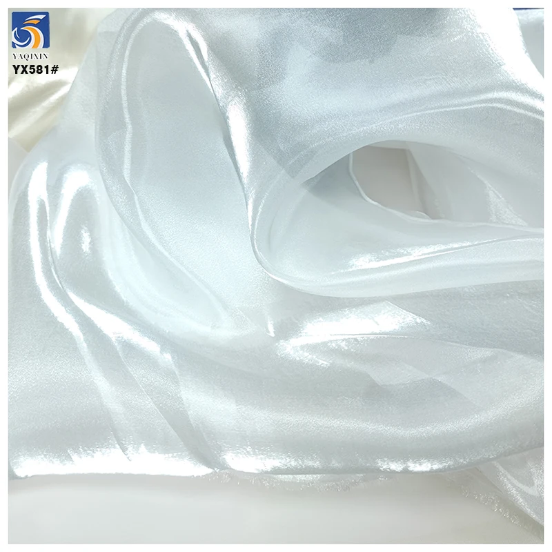 YX581-2 Hot Selling Woven Polyester White Organza Fabric for Bride Soft Wedding Shiny Mikado Liquid Organza Fabric - 图片 5