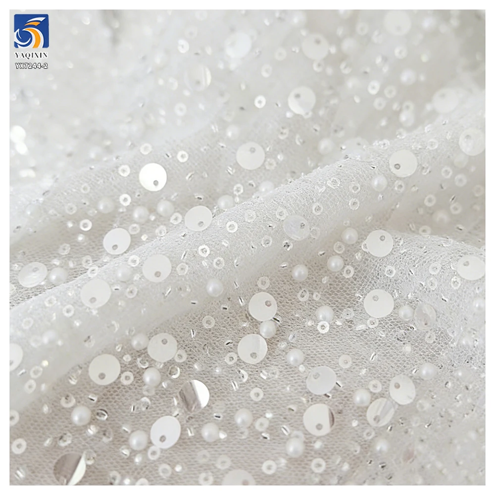 Hot Sale Diamond Crystal White Glitter 3D Beaded Lace Fabric Shiny Sequin Lace Fabric for Wedding Dress - 图片 5