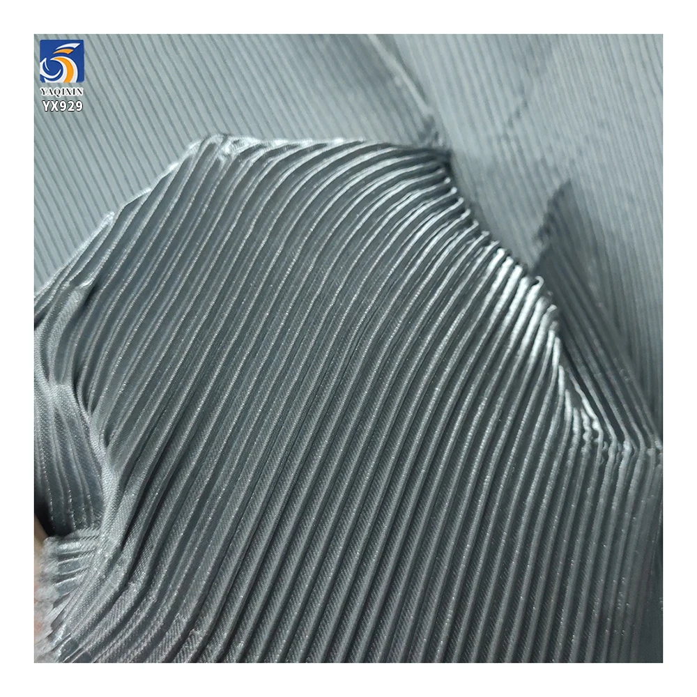 YX929-1 Multicolor Custom Designs Satin Pleated Dress Apparel Fabric Woven Soft 100 Polyester Elastic Satin Pleated Fabric - 图片 6