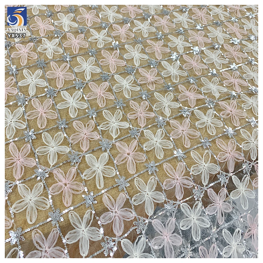 YX537 2025 Most Popular Overseas Embroidered Tulle Fabric Five-Petal Flower 3D Embroidery Tulle Fabric With Sequins - 图片 4
