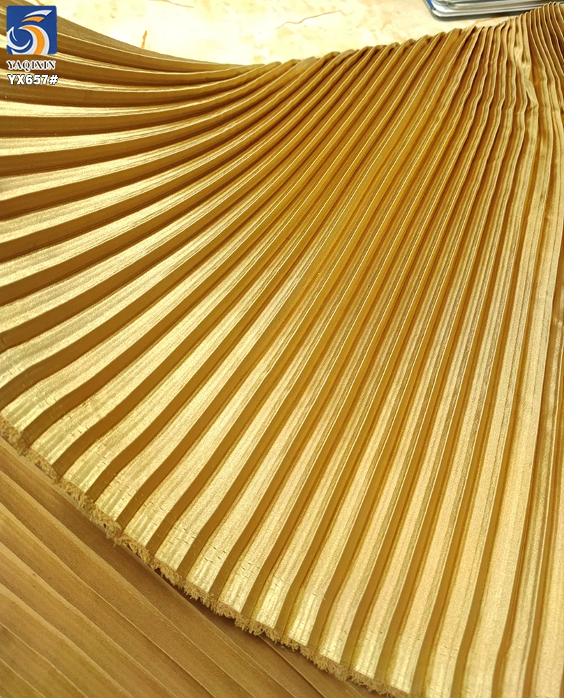 YX657-1 Gold Polyester Shiny Satin Party Dress Fabric by the Yard Soft Customized Shiny Pleated Satin Fabric - 图片 3