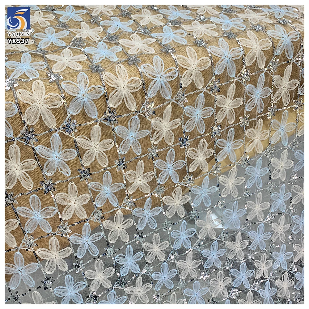 YX537 2025 Most Popular Overseas Embroidered Tulle Fabric Five-Petal Flower 3D Embroidery Tulle Fabric With Sequins - 图片 5