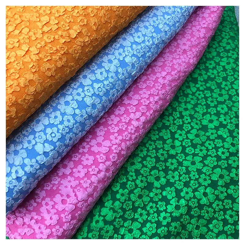 Yaqixin Textile Factory in Stock Small Floral Jacquard Polyester Embossed Textured Jacquard T800 Woven Fabric