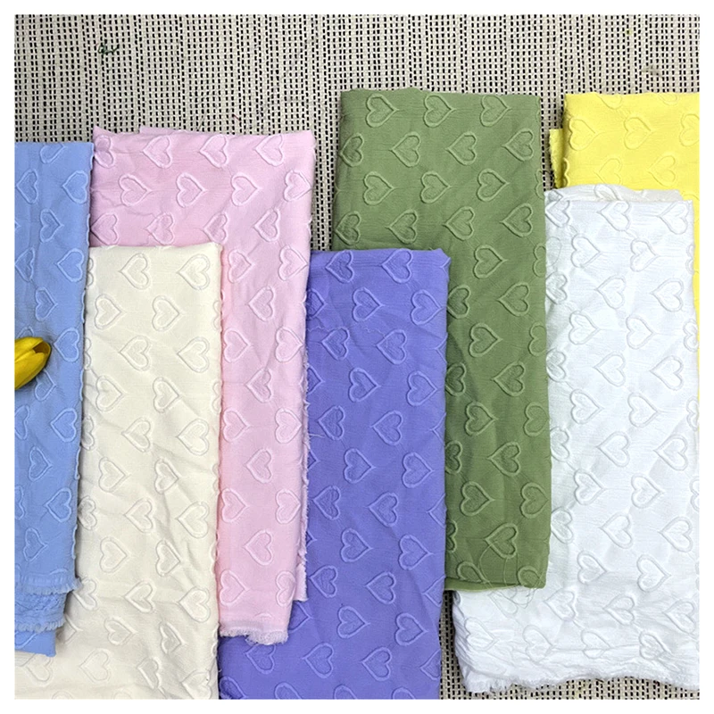 Fabric Chiffon Polyester Cheongsam Hanfu Woven Fabric Four-way Stretch Heart Jacquard Customized 100% Polyester Embossed 100gsm