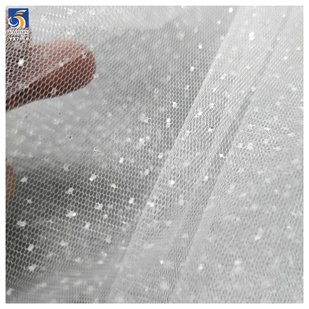 YX711 Pure White 40gsm Polyester Knitted Bridal Tulle Fabric Clear Sequins Glitter Mesh Fabric Soft Sparkle Glitter Effect - 图片 4