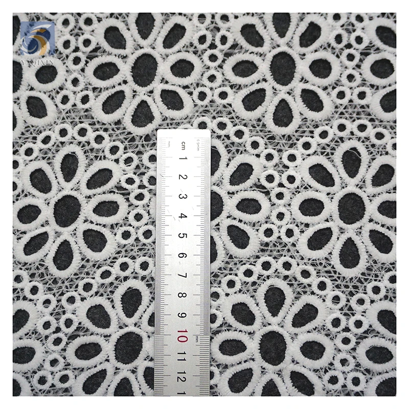 YX2440 Reasonable Price African Lace Fabric White Hollow Out Eyelet Water Soluble Embroidery Milk Silk Lace Fabric - 图片 5