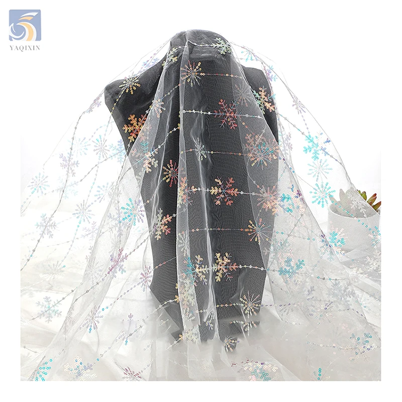 YX2537 OEM&ODM Price Embroidery Tulle Sequin Fabric Beautiful Design Snowflake Glitter Sequin Mesh Fabric for Christmas - 图片 4