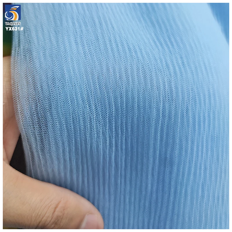 YX631 Lightweight Breathable 40gsm Polyester Blue Pleated Tulle Fabric Pleated Mesh Fabric for Summer Dresses - 图片 5