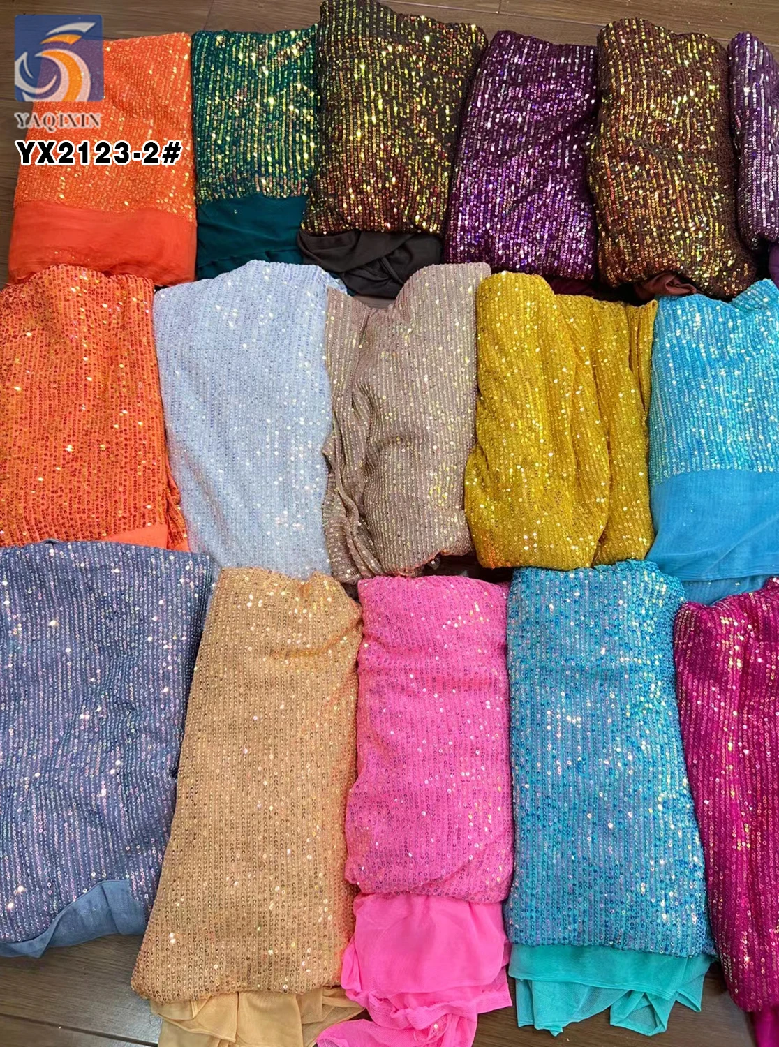 High Quality Sparkling Shiny Sequin Fabric 4 Way Stretch Stripe Sequin Fabric Glitter Wedding Dress Fabric - 图片 3