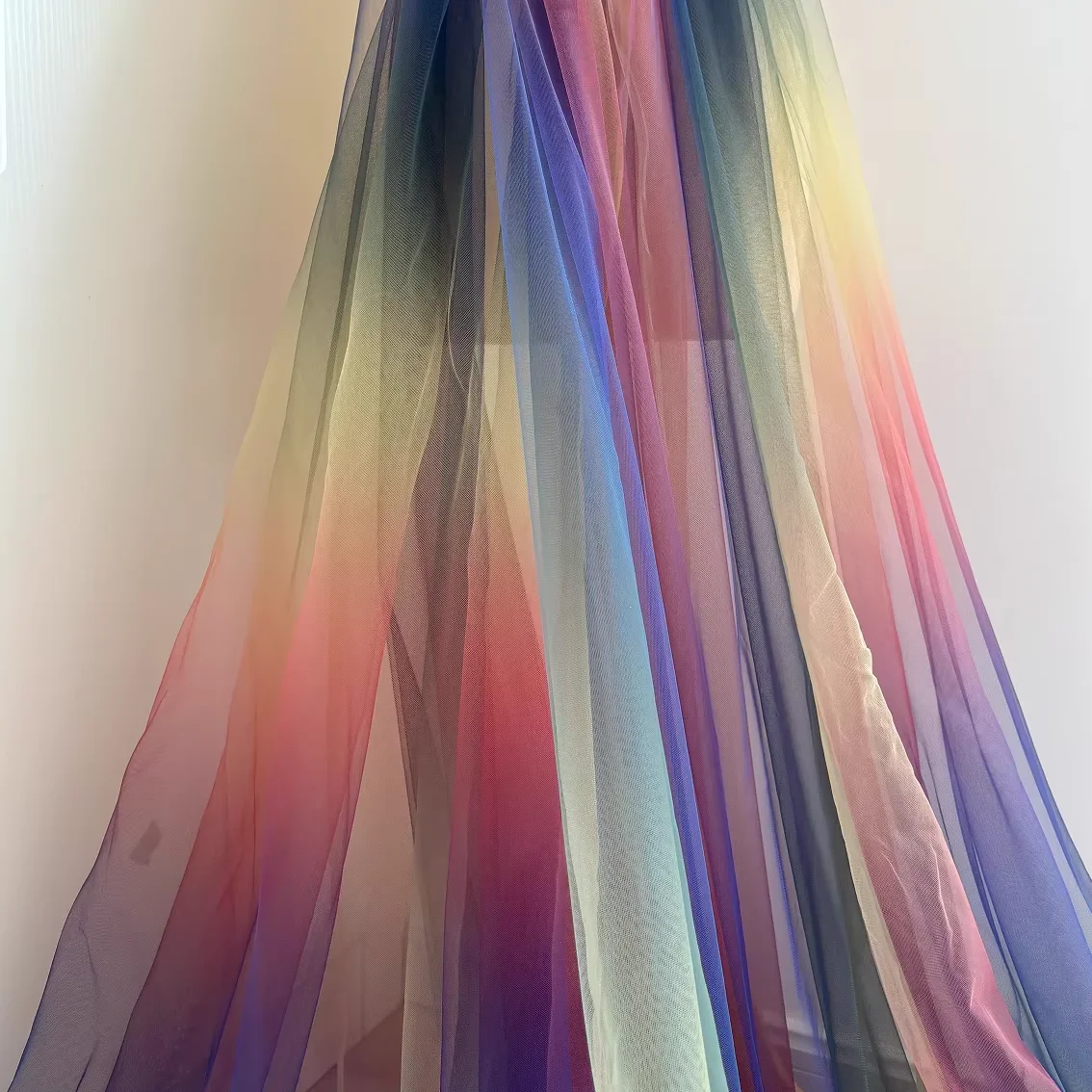 YAQIXIN Supplier Rainbow Print Tulle Net Fabric Textile Raw Material 100 Polyester Mesh Fabric for Clothing Mosquito Nets