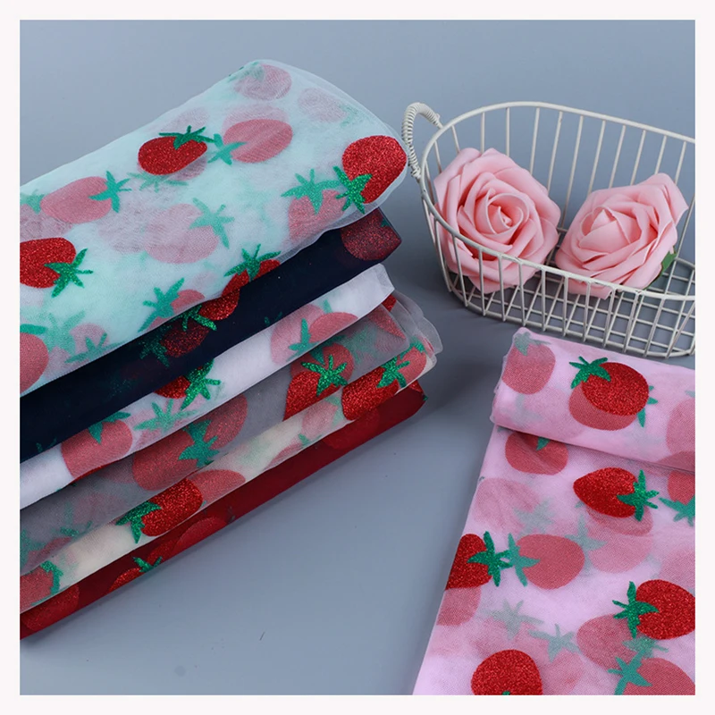 Custom Strawberry Print Nylon Sparkle Mesh Fabric | Wholesale American Net for Girls' Tutu Dresses - 图片 3