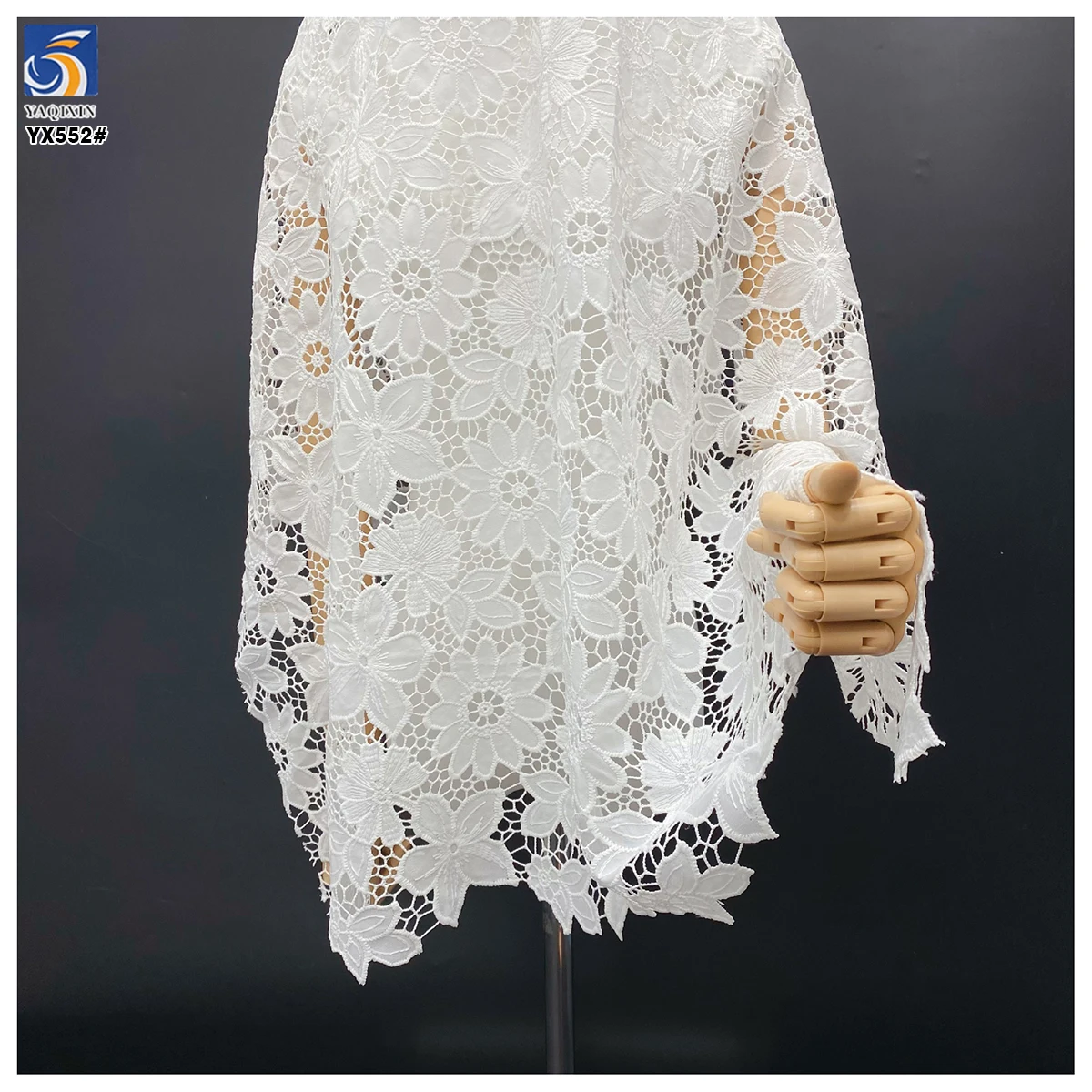 YX552 Custom All Over Laser Hollow Embroidered Milk Silk Lace Fabric 100% Polyester Florals White Embroidery Fabric - 图片 6