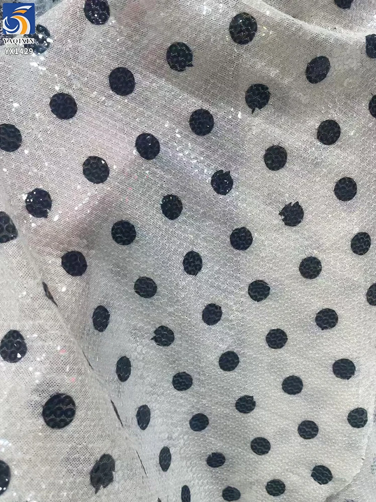 YX1429 250gsm Hot Sale 5mm Transparent Sequin Polka Dot Print Stretch Dress Fabric 140cm Sparkle for Womens Party Dress - 图片 5