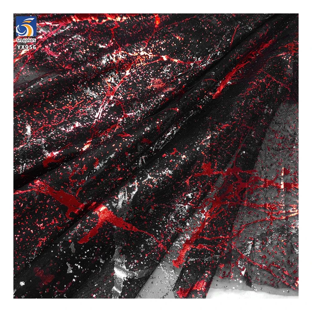 YX956 2026 New Arrivals 100% Polyester Spraying Red Ink Pattern Printing Black Tulle Mesh Fabrics for Holiday Event Dress - 图片 6