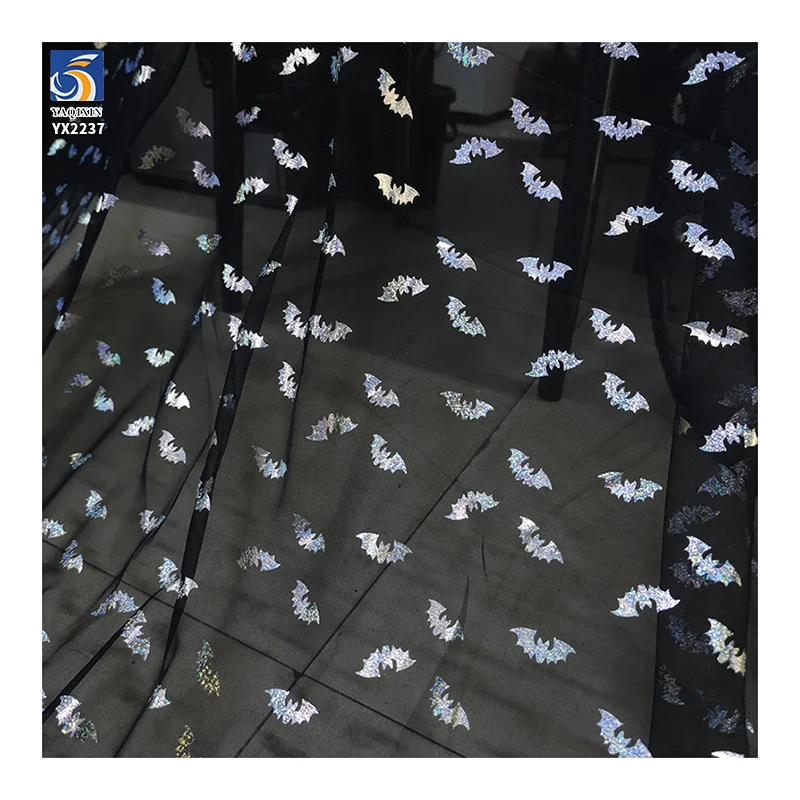 YX2237 Factory Sales Halloween Demons the Bat Pattern Hot Red and White Film Printed Net Mesh Fabric Nylon Tulle Fabric - 图片 6