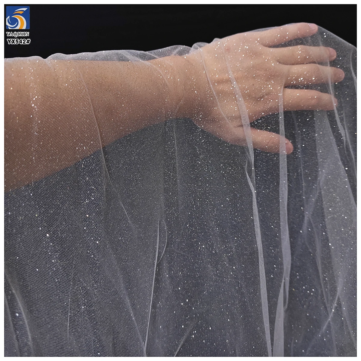 YX542 2025 New Arrivals Tulle for Bridal Veil Polyester Soft Tulle Sparkling Glitter Mesh Wedding White Tulle Fabric - 图片 4