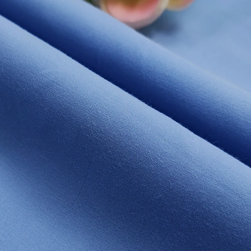 100% Cotton 125gsm Plain Fabric Wholesale Ready to Use Plain Weave Garment Fabric - 图片 5