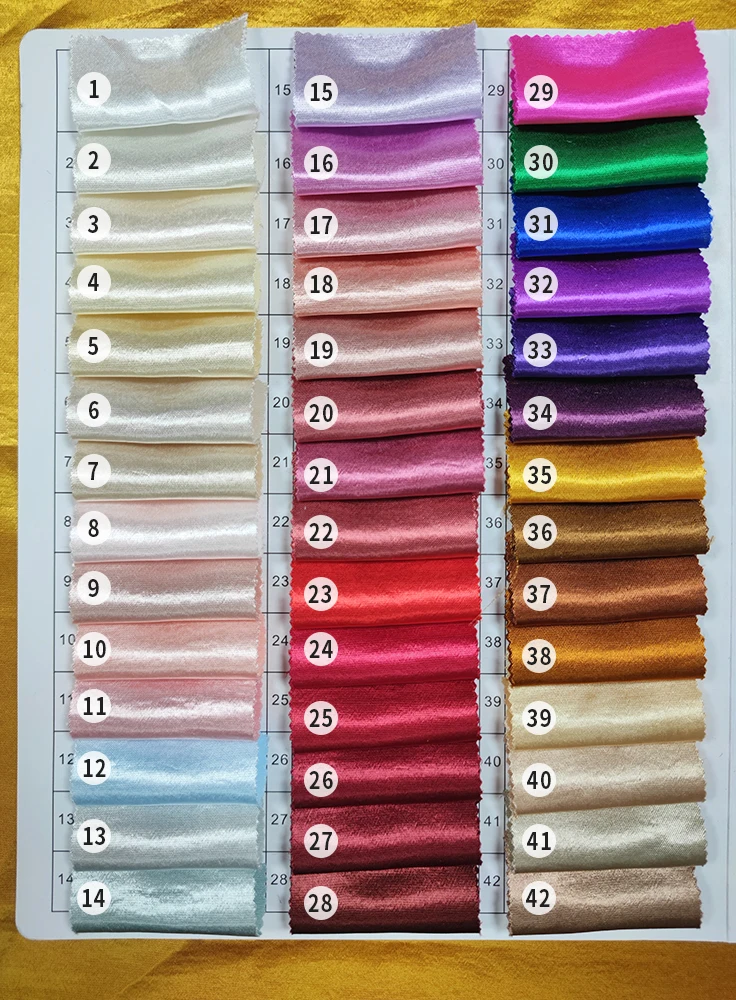 YX705 Luxurious 200gsm Polyester Super Soft Golden Satin Fabric Dress Garment Material Silky Smooth Satin Fabric Acetic Acid - 图片 6