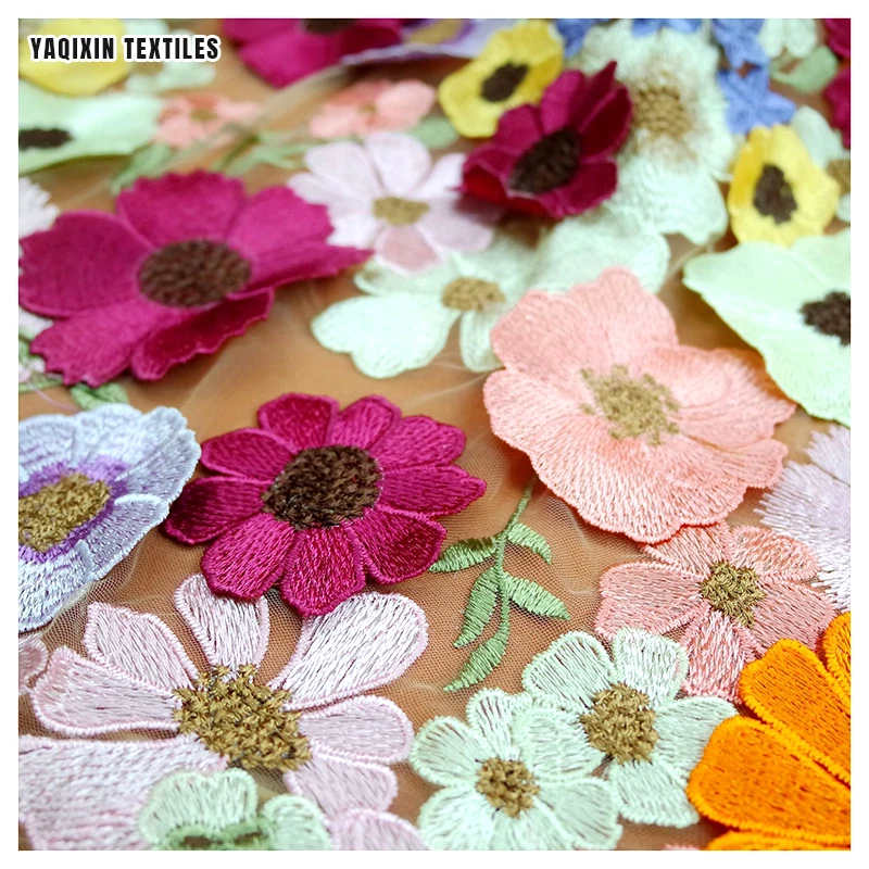 China Manufacturer High-End Handmade Embroidery Lace Fabric French Colorful Flower Material Mesh Lace Fabric - 图片 4